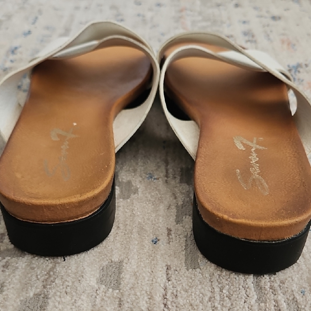 White Minimalist Sandals with Wide Straps - Picture 4 of 6